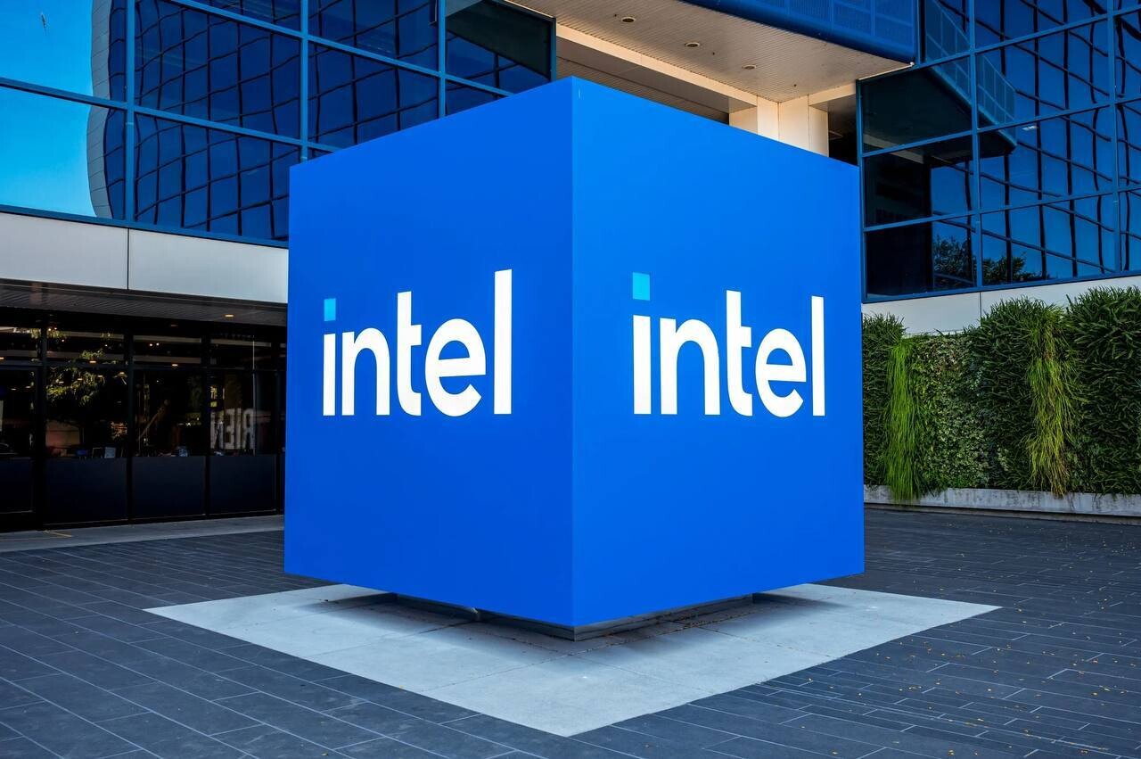 Акции Intel выросли на 28% после публикации квартального отчёта — выручка достигла $13,6 млрд, на 11% превзойдя прогнозы аналитиков