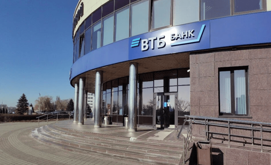 ВТБ и Wildberries договорились о партнёрстве — банк купит 5% в «WB Банке», вместе они будут развивать финтех-продукты